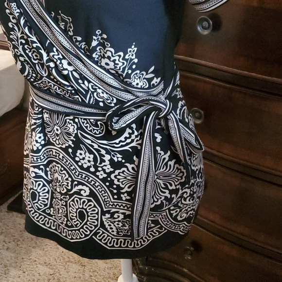 Bcbg wrap top - Picture 4 of 9